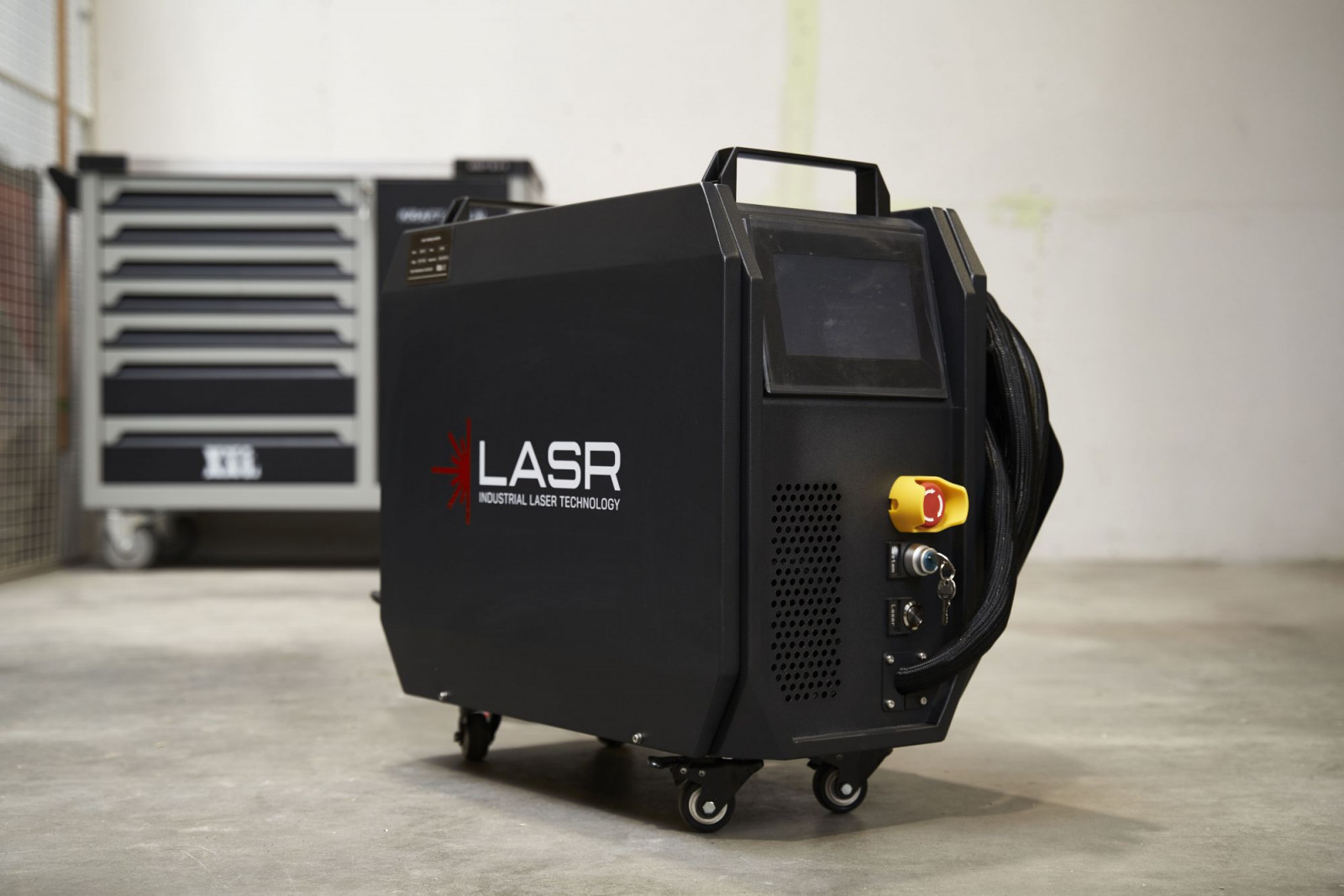 Laserafrenser maskine 1500W til laser rens. Kontinuerlig laser afrenser.
