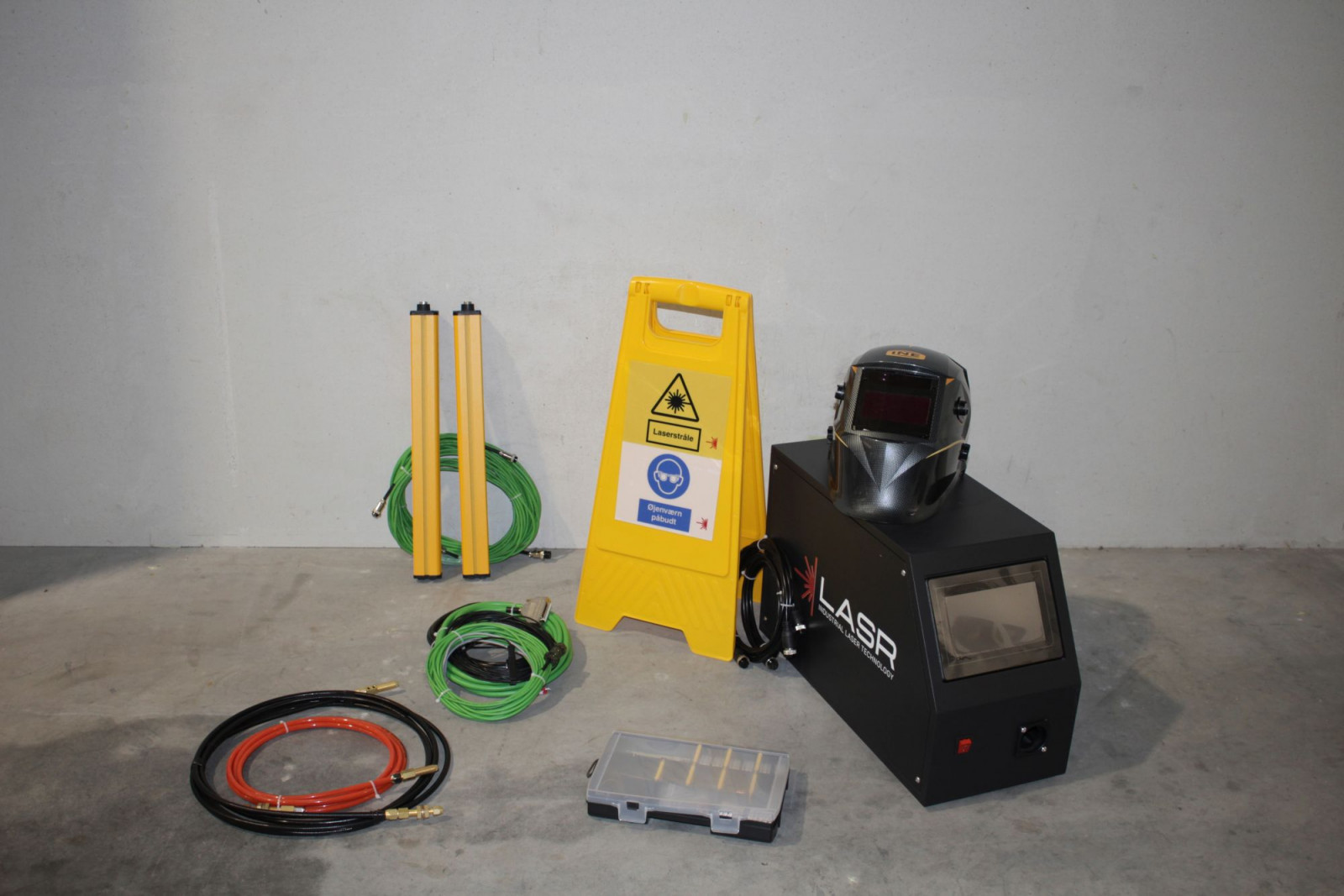 BAD ASS 1500W lasersvejser